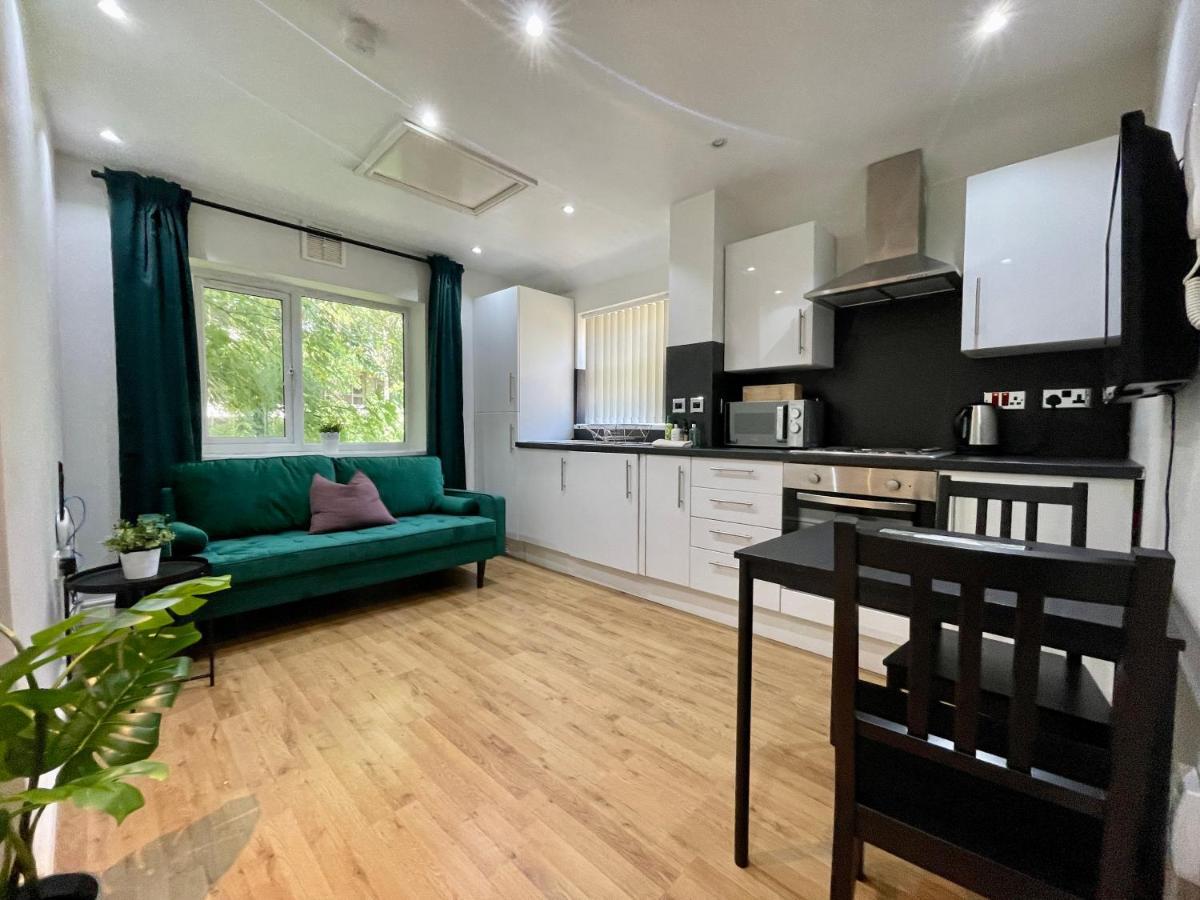 One Bedroom Apartment In City Centre Cardiff Exterior foto