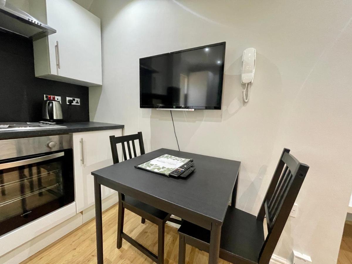 One Bedroom Apartment In City Centre Cardiff Exterior foto