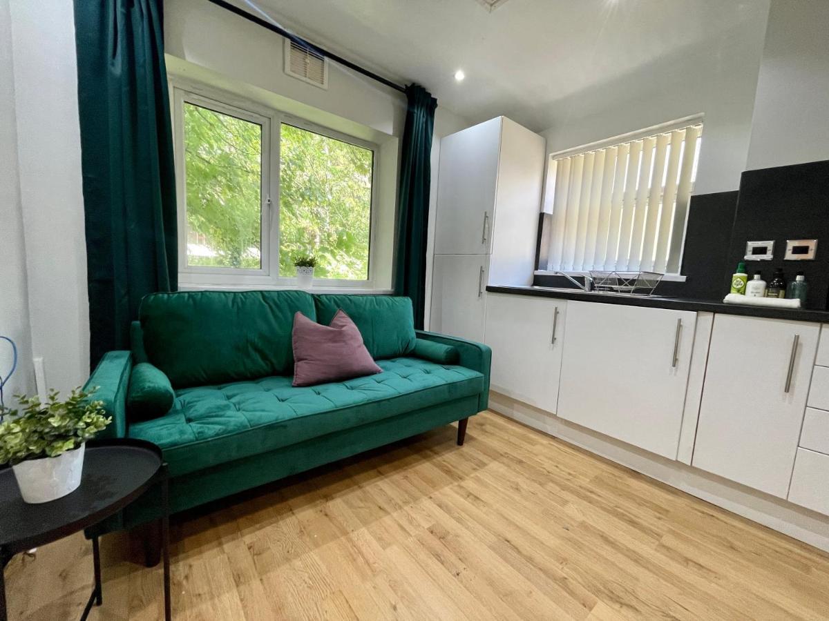 One Bedroom Apartment In City Centre Cardiff Exterior foto