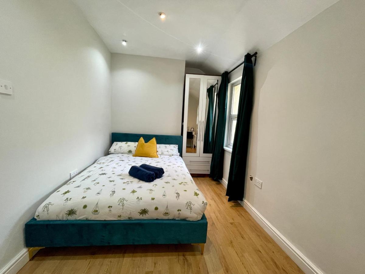 One Bedroom Apartment In City Centre Cardiff Exterior foto